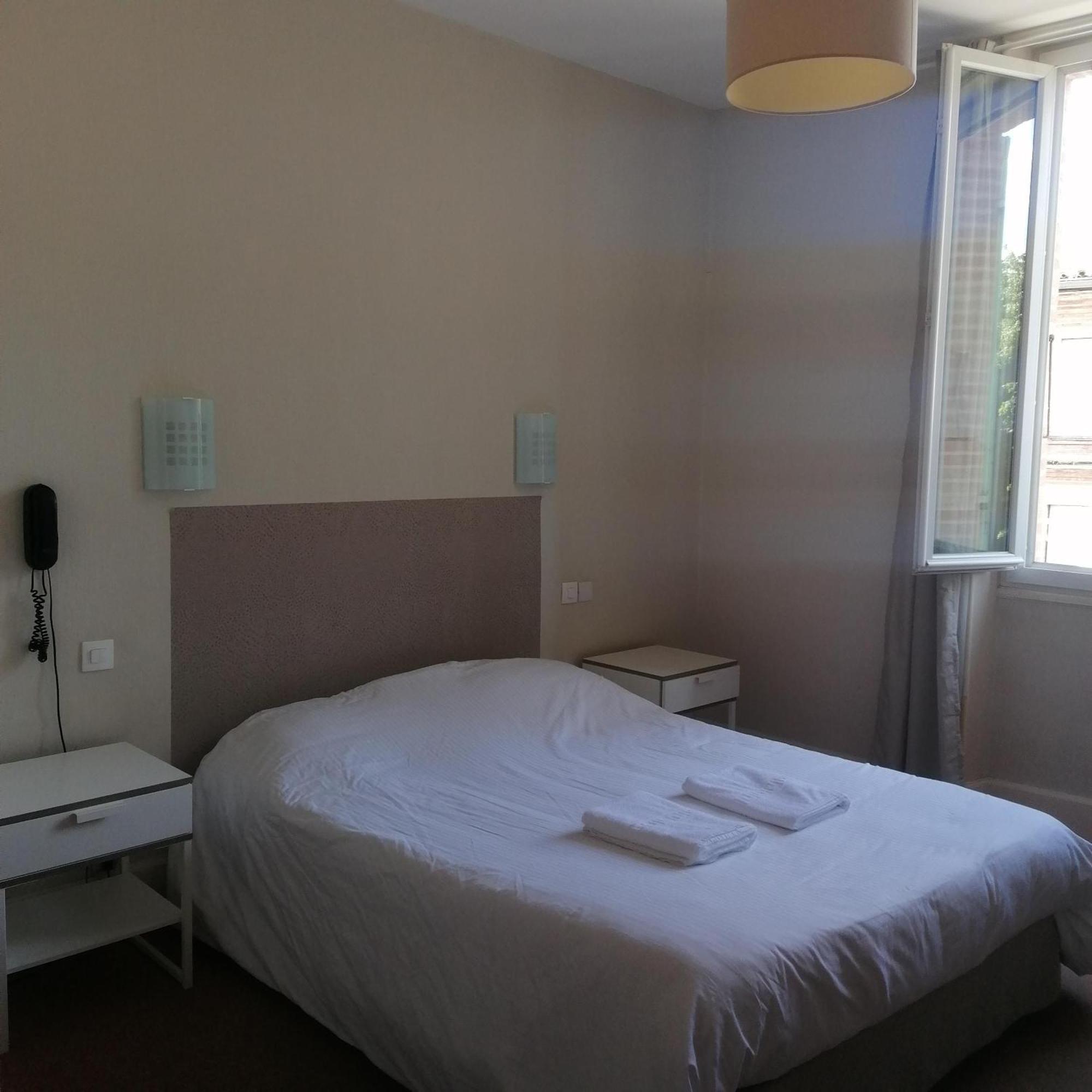 Hotel Le Normandy Beaumont-de-Lomagne Luaran gambar